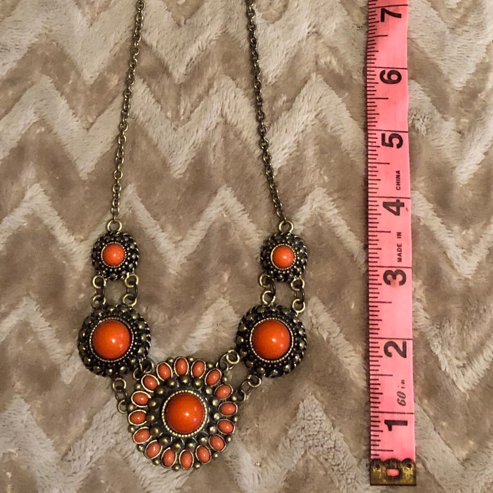 Statement necklace